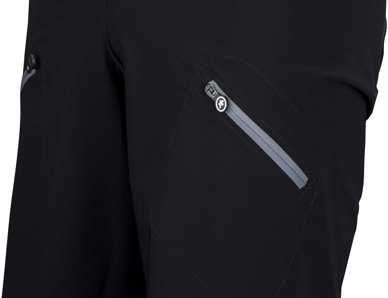 Assos Trail Cargo Shorts 7 Assos Trail Cargo Shorts – Bild 5