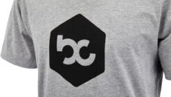 Essential T-Shirt -Kleidung 382306